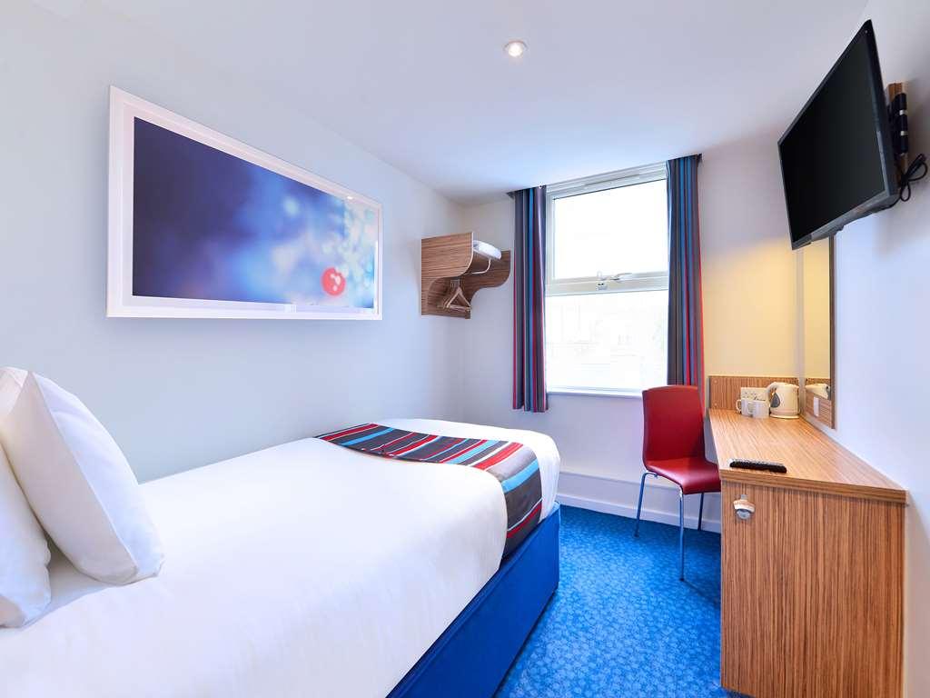 Travelodge Tunbridge Wells Δωμάτιο φωτογραφία